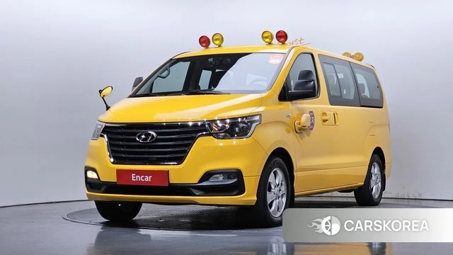 Hyundai The New Grand Starex 2019 Желтый из Кореи