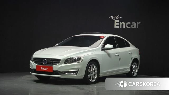 Volvo S60 2018 Белый из Кореи