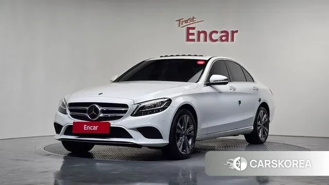 Mercedes-Benz C-Class W205 2021 Белый из Кореи