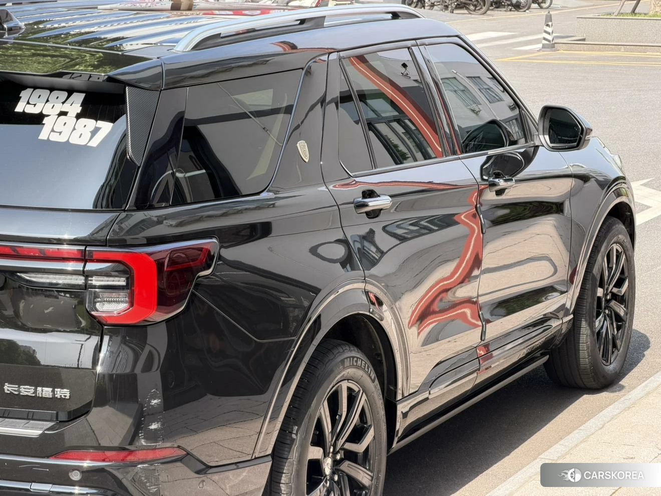 Ford Explorer 2022 Черный из Китая