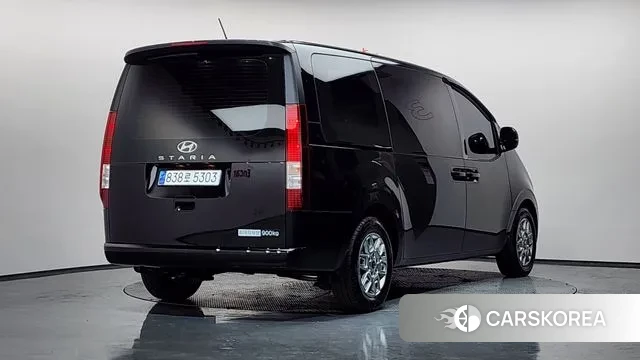 Hyundai Staria 2024 Черный из Кореи