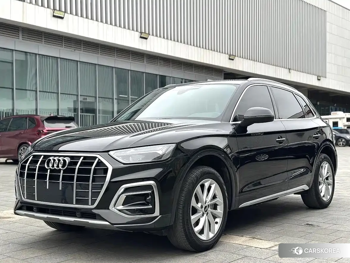Audi Q5L 2024 Черный из Китая