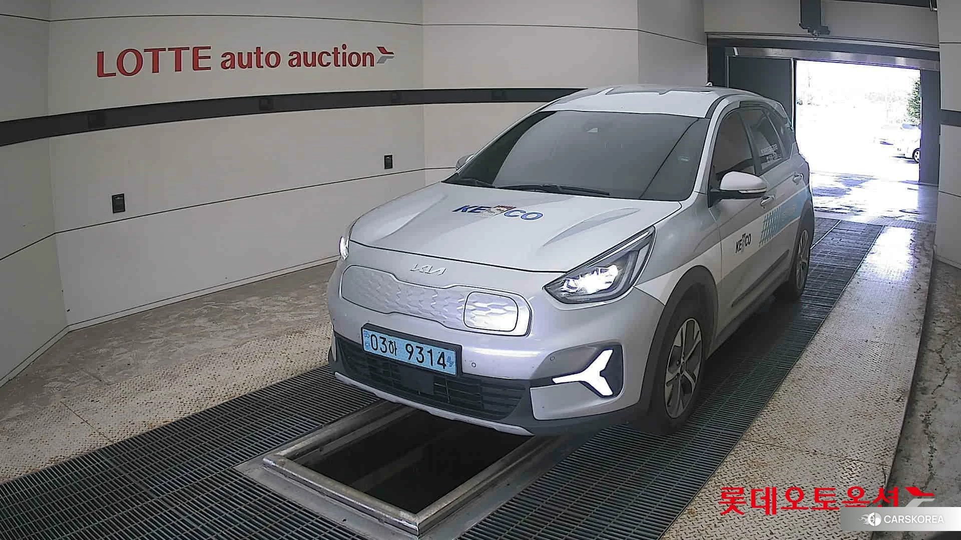 Kia Niro Plus 2023 Sparkling Silver из Кореи