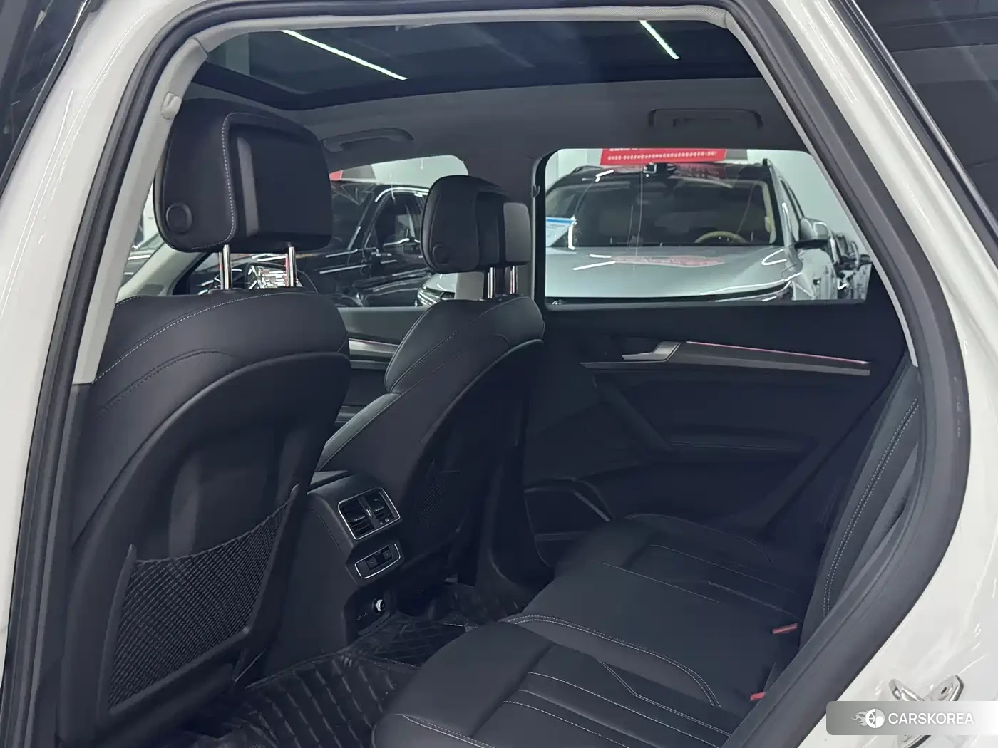 Audi Q5L 2023 Белый из Китая
