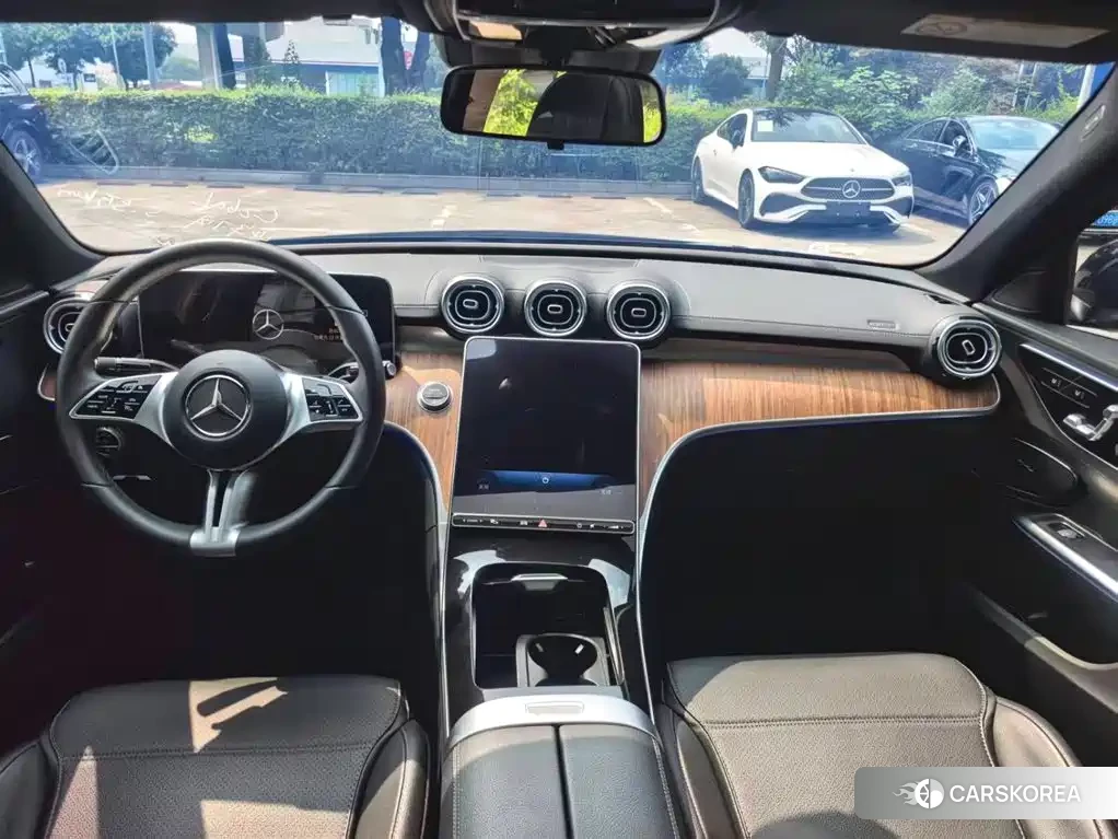 Mercedes-Benz C-class 2024 Зеленый из Китая