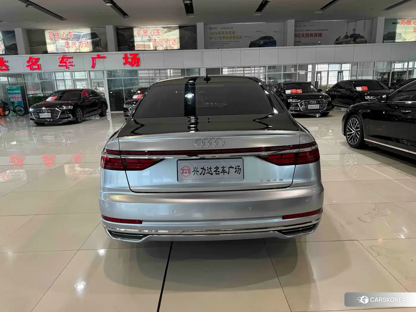 Audi A8 2019 Черный из Китая
