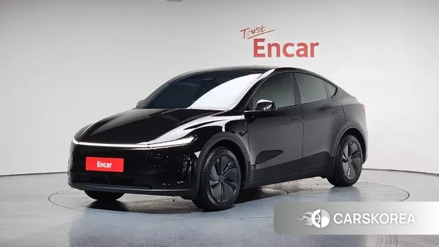 Tesla Model Y 2025 Черный из Кореи