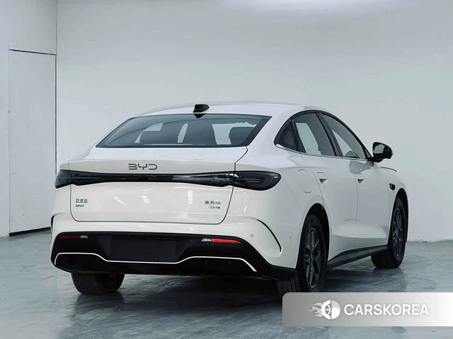 BYD Seal 06DM 2026 Белый из Китая