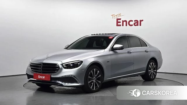 Mercedes-Benz E-Class W213 2021 Серебряный из Кореи