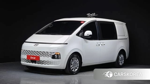 Hyundai Staria 2022 Белый из Кореи