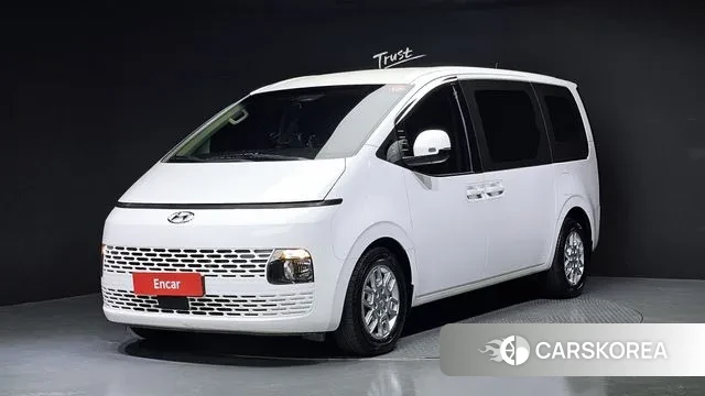 Hyundai Staria 2022 Белый из Кореи