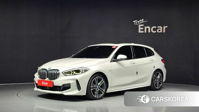 BMW 1 Series (F40) 2021 Белый из Кореи