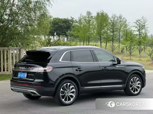 Lincoln Navigator 2022 Черный из Китая