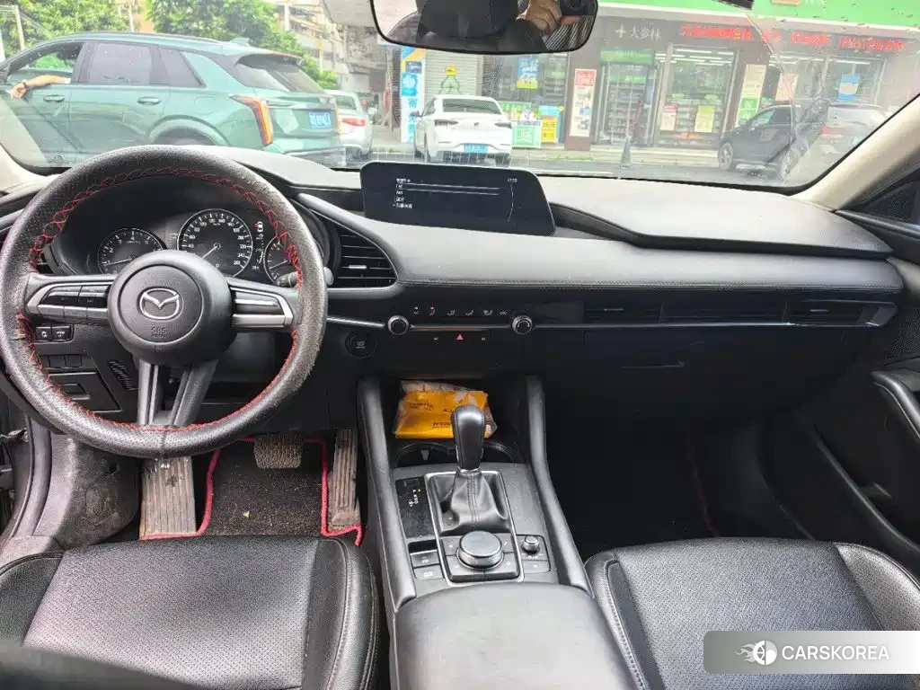 Mazda 3 2022 Silver/gray из Китая, фото 2