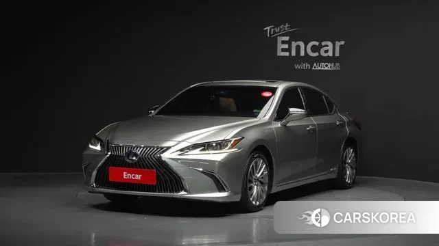 Lexus ES300h 7th generation 2019 Серебристо-серый из Кореи