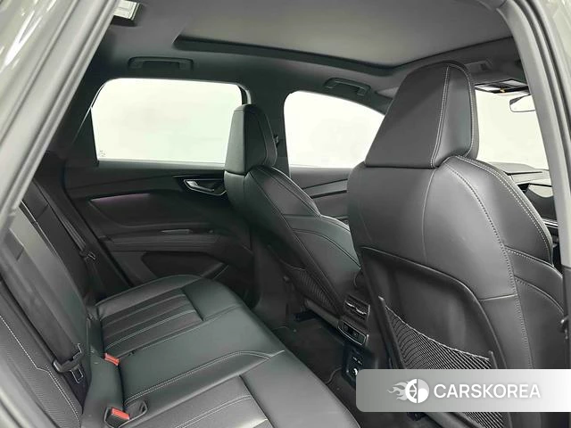 Audi Q4 e-tron 2024 Темно-серый из Китая