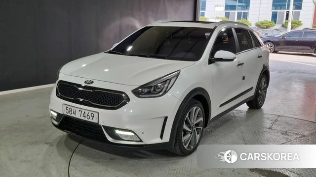 Kia Niro 2018 Белый из Кореи