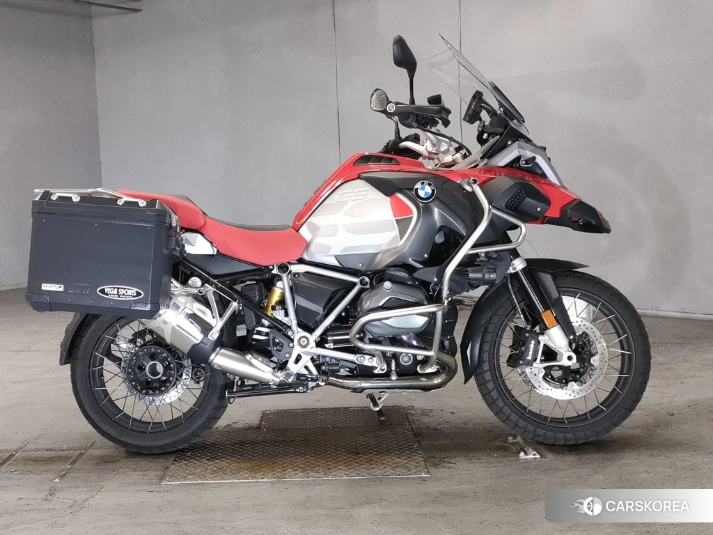 Проданный BMW R1200GS ADVENTURE 2018 из Японии