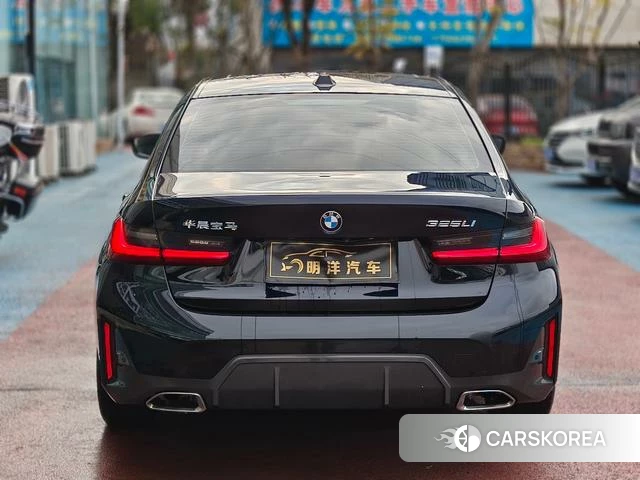 BMW 3 series 2023 Черный из Китая