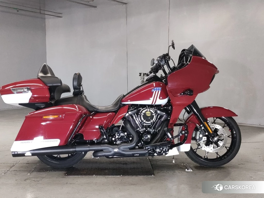 Проданный Harley-Davidson Road Glide FLTRXS1870 2020 из Японии