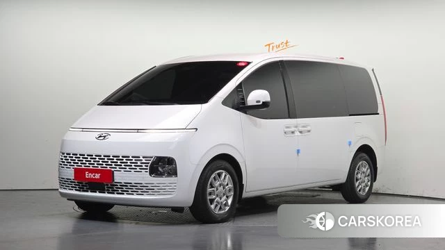 Hyundai Staria 2023 Белый из Кореи
