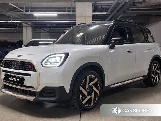 Mini Cooper S Countryman 3rd Generation 2024 Белый из Кореи