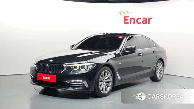 BMW 5 Series (G30) 2018 Черный из Кореи