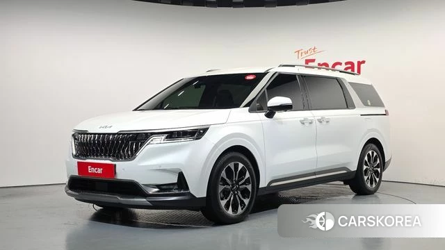 Kia Carnival 4th generation 2023 Белый из Кореи