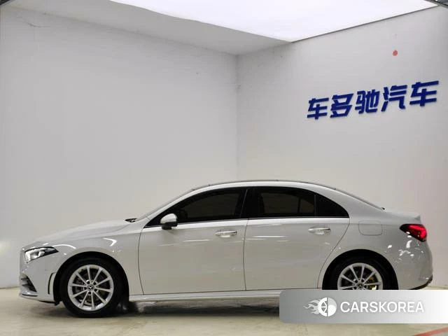 Mercedes-Benz Class A 2021 Белый из Китая