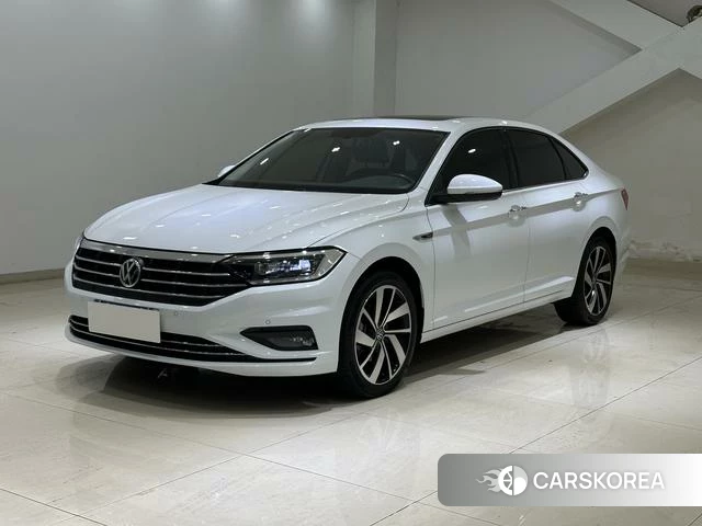 Volkswagen Sagitar 2022 Белый из Китая