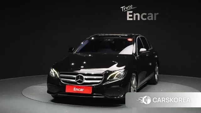 Mercedes-Benz E-Class W213 2018 Черный из Кореи