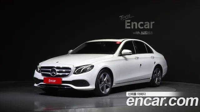 Mercedes-Benz E-Class W213 2019 Белый из Кореи
