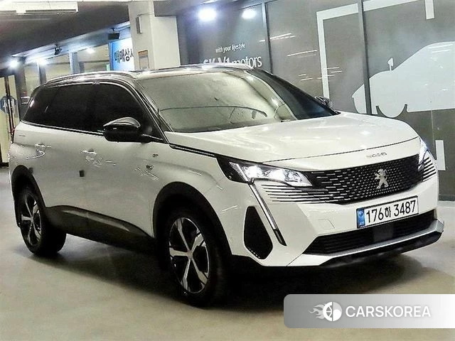 Peugeot 5008 second generation 2022 Белый из Кореи