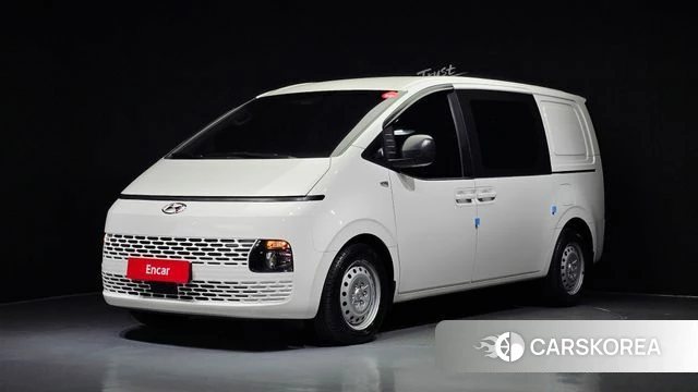 Hyundai Staria 2022 Белый из Кореи