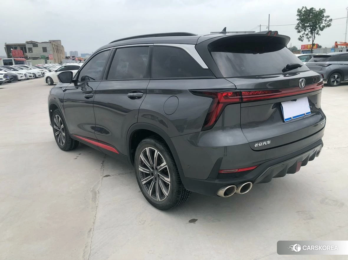 Chang'an CS75 PLUS 2022 Темно-серый из Китая