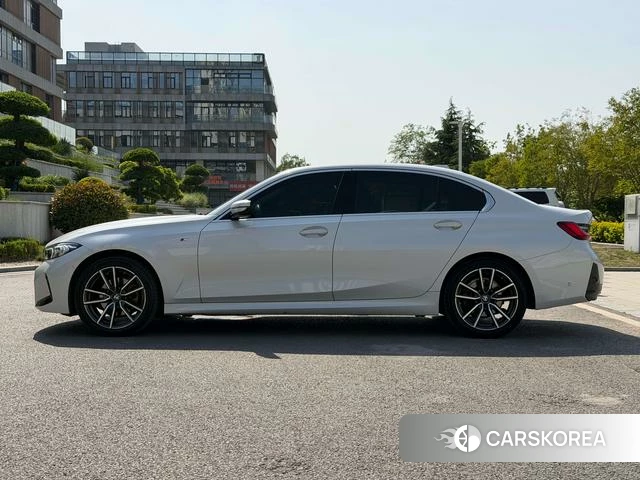 BMW 3 series 2023 Белый из Китая