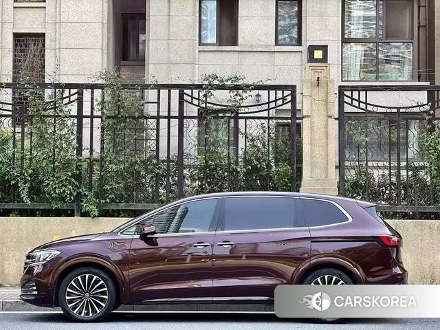 Volkswagen Weiran 2021 Красный из Китая