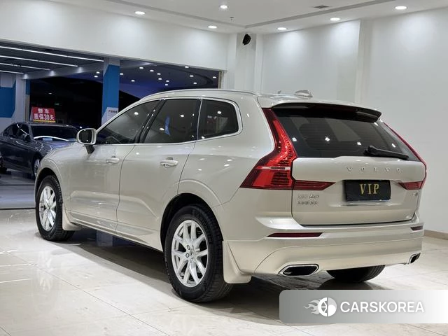 Volvo XC60 2019 Шампань из Китая