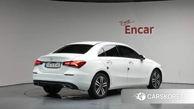 Mercedes-Benz A-Class W177 2021 Белый из Кореи
