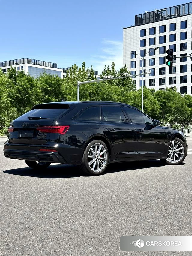 Audi A6 (import) 2022 Черный из Китая