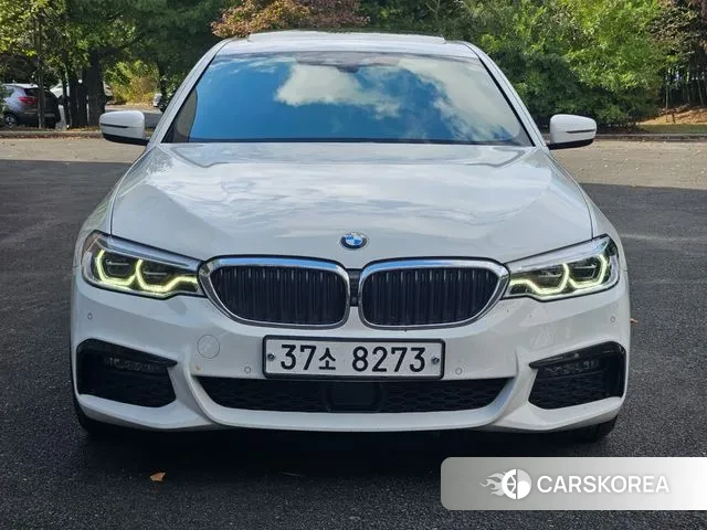 BMW 5 Series (G30) 2019 Белый из Кореи