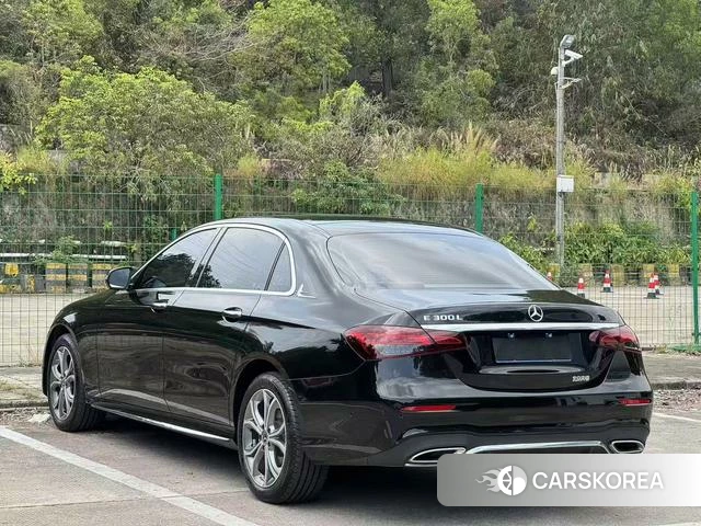 Mercedes-Benz E-class 2023 Черный из Китая
