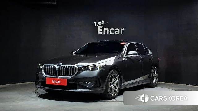 BMW 5 Series (G60) 2025 Серый из Кореи