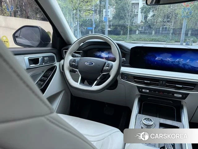 Ford Explorer 2024 Черный из Китая
