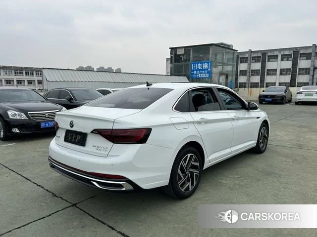 Volkswagen Sagitar 2024 Белый из Китая