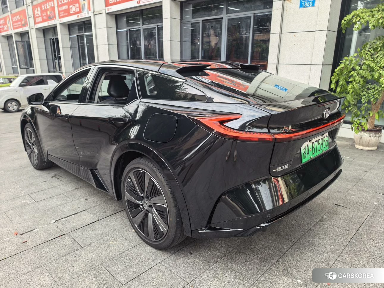 Toyota bZ5 2025 Черный из Китая