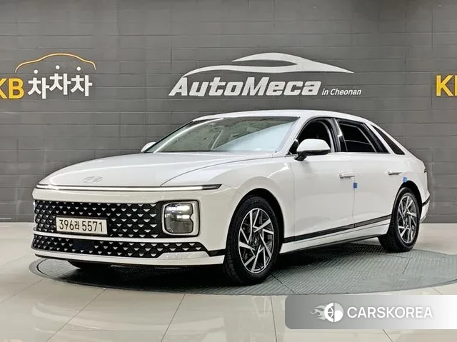 Hyundai Grandeur (GN7) 2023 Белый из Кореи