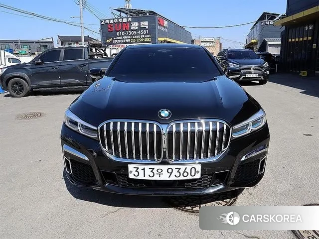 BMW 7 Series (G11) 2020 Черный из Кореи