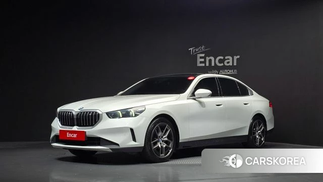 BMW 5 Series (G60) 2023 Белый из Кореи