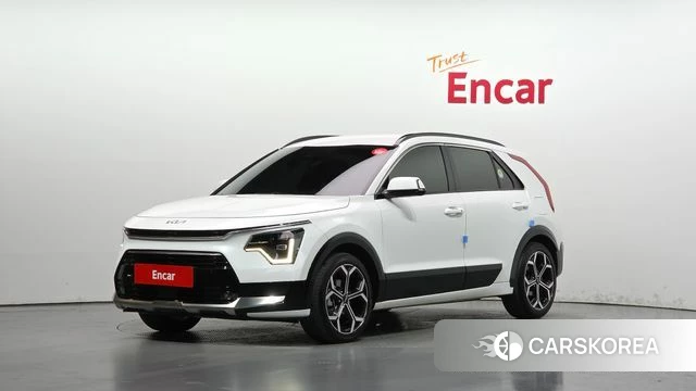 Kia Di Ol Nu Niro 2022 Белый из Кореи